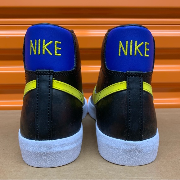 Nike Blazer Mid ‘77 Vintage Men’s Shoes - Picture 4 of 9